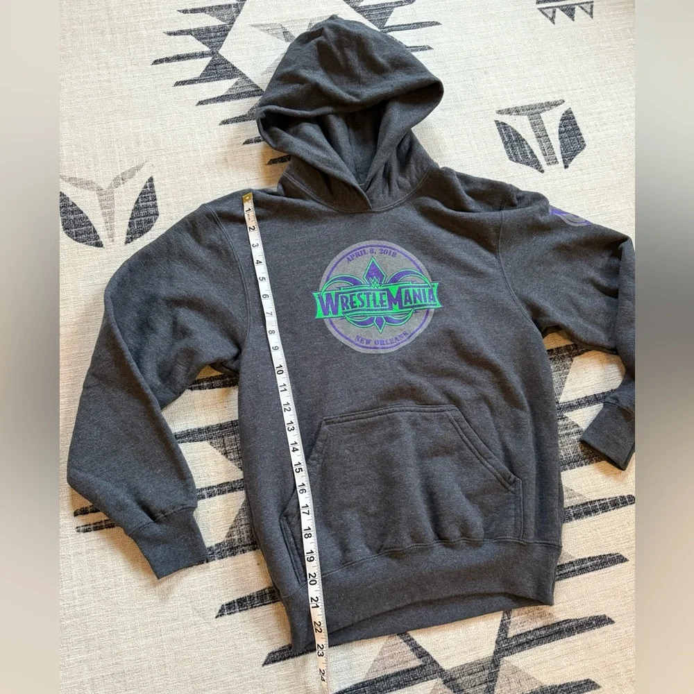 NEW WWE WrestleMania 34 New Orleans NOLA Youth Pullover Hoodie, YL